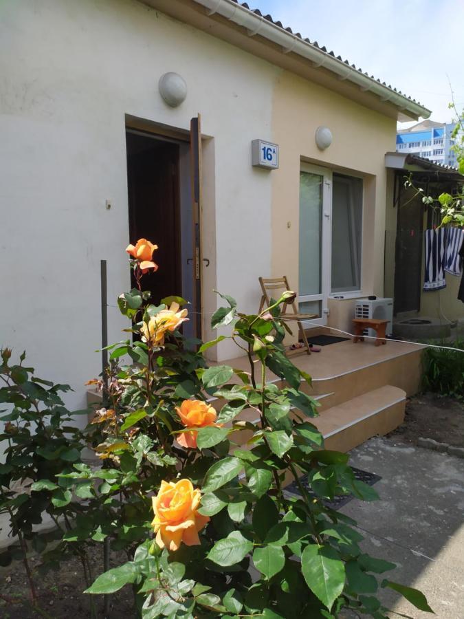 At Nataly'S Apartment โอเดสซา ภายนอก รูปภาพ